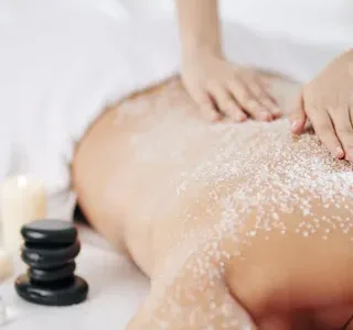 Exfoliating Safaga red sea salt (30 MIN)